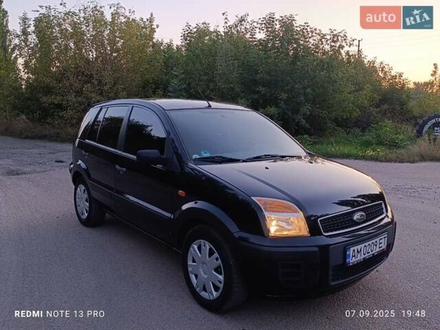 Чорний Форд Фьюжен, об'ємом двигуна 1.4 л та пробігом 166 тис. км за 4400 $, фото 14 на Automoto.ua