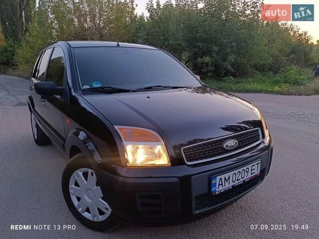 Чорний Форд Фьюжен, об'ємом двигуна 1.4 л та пробігом 166 тис. км за 4400 $, фото 11 на Automoto.ua