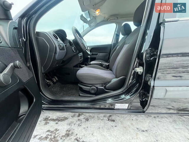 Чорний Форд Фьюжен, об'ємом двигуна 1.39 л та пробігом 237 тис. км за 4200 $, фото 20 на Automoto.ua