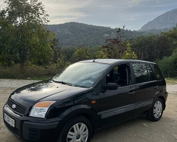 Черный Форд Фьюжн, объемом двигателя 1.39 л и пробегом 245 тыс. км за 5200 $, фото 1 на Automoto.ua