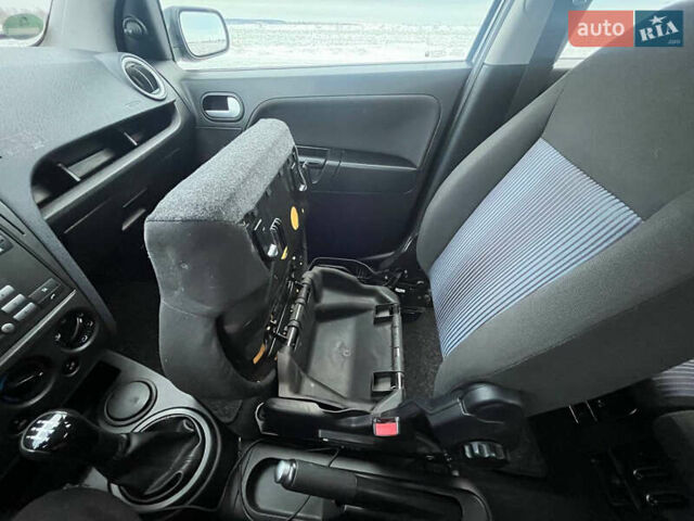 Чорний Форд Фьюжен, об'ємом двигуна 1.39 л та пробігом 237 тис. км за 4200 $, фото 21 на Automoto.ua