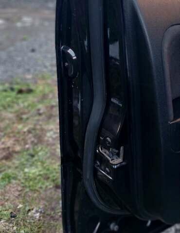 Черный Форд Фьюжн, объемом двигателя 1.4 л и пробегом 237 тыс. км за 4200 $, фото 4 на Automoto.ua