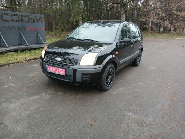 Черный Форд Фьюжн, объемом двигателя 0 л и пробегом 185 тыс. км за 5100 $, фото 6 на Automoto.ua