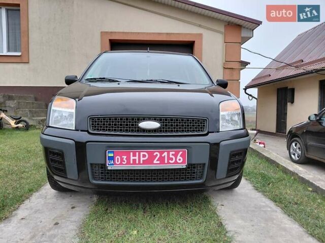 Черный Форд Фьюжн, объемом двигателя 1.4 л и пробегом 180 тыс. км за 4550 $, фото 1 на Automoto.ua