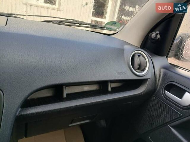 Черный Форд Фьюжн, объемом двигателя 1.4 л и пробегом 185 тыс. км за 5100 $, фото 1 на Automoto.ua