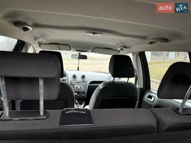 Черный Форд Фьюжн, объемом двигателя 1.4 л и пробегом 216 тыс. км за 3890 $, фото 23 на Automoto.ua