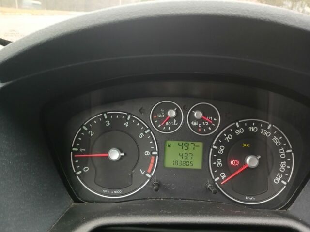 Черный Форд Фьюжн, объемом двигателя 0 л и пробегом 185 тыс. км за 5100 $, фото 12 на Automoto.ua