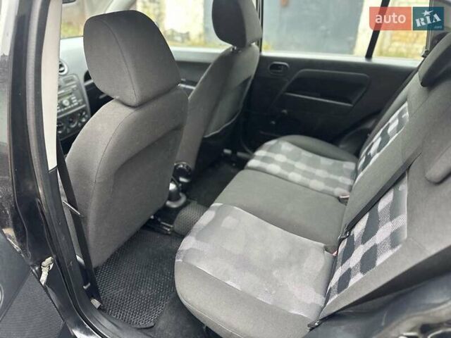 Чорний Форд Фьюжен, об'ємом двигуна 1.4 л та пробігом 195 тис. км за 5100 $, фото 3 на Automoto.ua