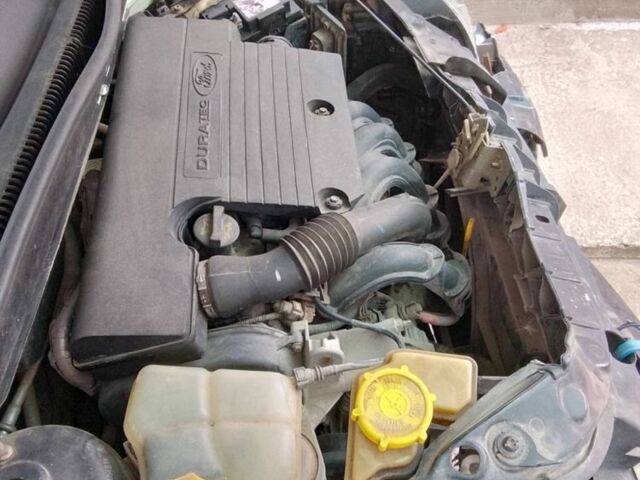 Черный Форд Фьюжн, объемом двигателя 1.4 л и пробегом 198 тыс. км за 2000 $, фото 7 на Automoto.ua