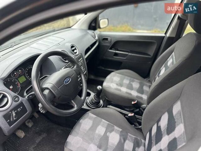 Чорний Форд Фьюжен, об'ємом двигуна 1.4 л та пробігом 195 тис. км за 5100 $, фото 6 на Automoto.ua