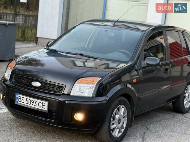 Форд Фьюжен 2007 у Запоріжжя на Automoto.ua Чорний Форд Фьюжен, об'ємом двигуна 1.4 л та пробігом 133 тис. км за 4800 $, фото 6 на Automoto.ua