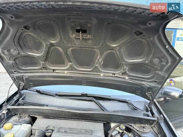 Форд Фьюжен 2007 у Запоріжжя на Automoto.ua Чорний Форд Фьюжен, об'ємом двигуна 1.4 л та пробігом 133 тис. км за 4800 $, фото 30 на Automoto.ua