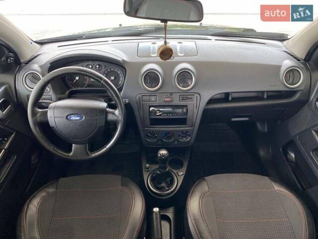 Форд Фьюжн 2007 в Николаеве на Automoto.ua Черный Форд Фьюжн, объемом двигателя 1.39 л и пробегом 169 тыс. км за 5500 $, фото 14 на Automoto.ua