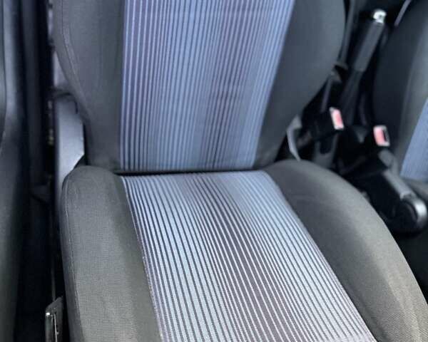 Форд Фьюжен 2007 у Запоріжжя на Automoto.ua Чорний Форд Фьюжен, об'ємом двигуна 1.4 л та пробігом 133 тис. км за 4800 $, фото 19 на Automoto.ua