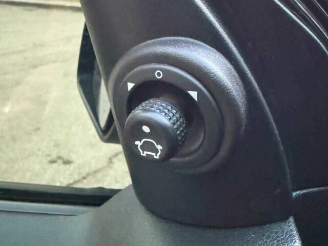 Форд Фьюжн 2007 в Запорожье на Automoto.ua Черный Форд Фьюжн, объемом двигателя 1.4 л и пробегом 133 тыс. км за 4800 $, фото 12 на Automoto.ua