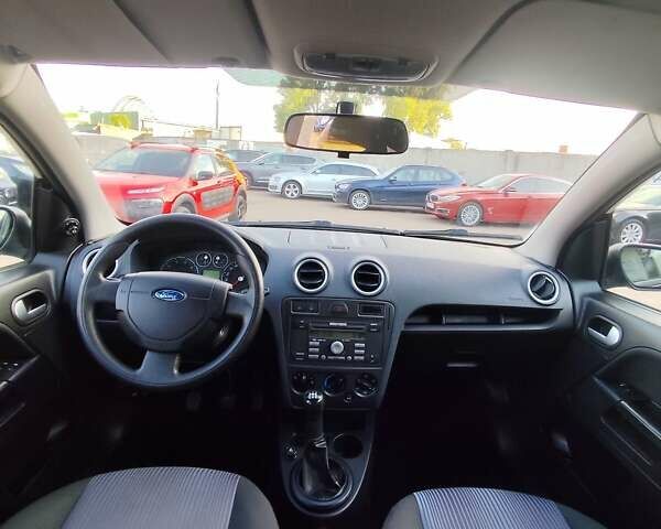 Черный Форд Фьюжн, объемом двигателя 1.4 л и пробегом 240 тыс. км за 5900 $, фото 21 на Automoto.ua