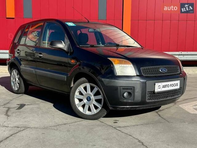 Черный Форд Фьюжн, объемом двигателя 1.4 л и пробегом 235 тыс. км за 4290 $, фото 1 на Automoto.ua