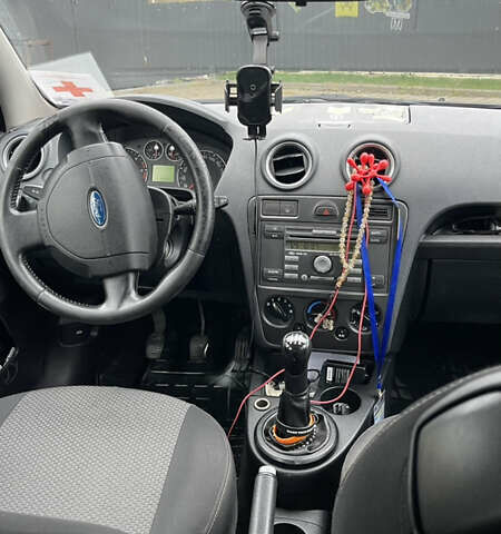 Форд Фьюжен 2007 у Києві на Automoto.ua Чорний Форд Фьюжен, об'ємом двигуна 1.4 л та пробігом 310 тис. км за 4400 $, фото 7 на Automoto.ua