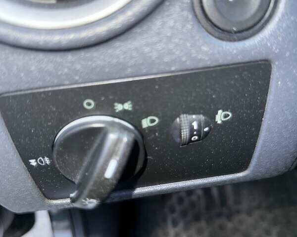 Форд Фьюжен 2007 у Запоріжжя на Automoto.ua Чорний Форд Фьюжен, об'ємом двигуна 1.4 л та пробігом 133 тис. км за 4800 $, фото 23 на Automoto.ua