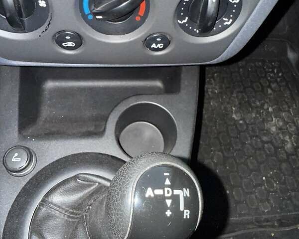 Форд Фьюжен 2007 у Запоріжжя на Automoto.ua Чорний Форд Фьюжен, об'ємом двигуна 1.4 л та пробігом 133 тис. км за 4800 $, фото 40 на Automoto.ua