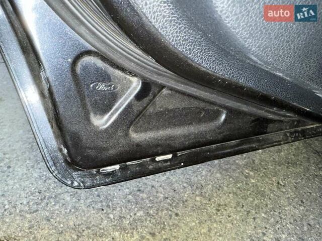 Форд Фьюжен 2007 у Запоріжжя на Automoto.ua Чорний Форд Фьюжен, об'ємом двигуна 1.4 л та пробігом 133 тис. км за 4800 $, фото 39 на Automoto.ua