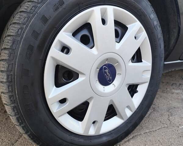 Черный Форд Фьюжн, объемом двигателя 1.4 л и пробегом 240 тыс. км за 5900 $, фото 17 на Automoto.ua