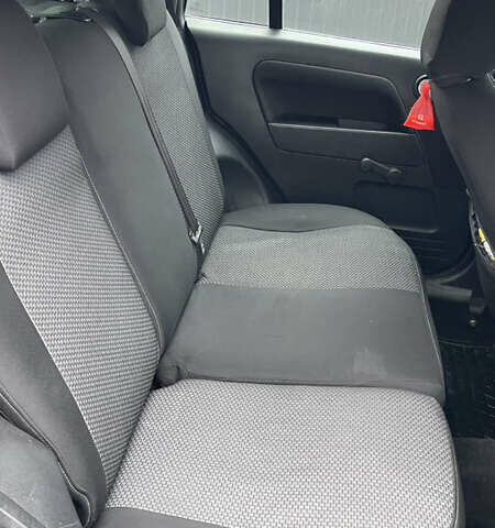 Форд Фьюжен 2007 у Києві на Automoto.ua Чорний Форд Фьюжен, об'ємом двигуна 1.4 л та пробігом 310 тис. км за 4400 $, фото 10 на Automoto.ua