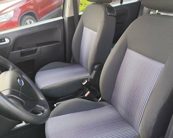 Черный Форд Фьюжн, объемом двигателя 1.4 л и пробегом 240 тыс. км за 5900 $, фото 27 на Automoto.ua