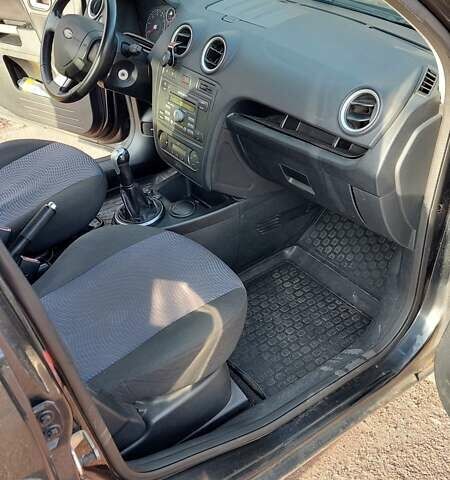 Черный Форд Фьюжн, объемом двигателя 1.6 л и пробегом 318 тыс. км за 4200 $, фото 11 на Automoto.ua