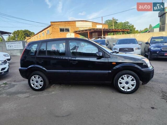 Черный Форд Фьюжн, объемом двигателя 1.4 л и пробегом 240 тыс. км за 5900 $, фото 13 на Automoto.ua