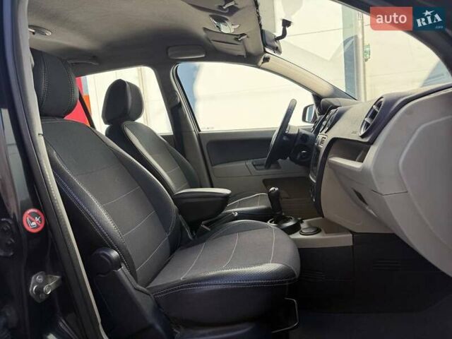 Черный Форд Фьюжн, объемом двигателя 1.4 л и пробегом 235 тыс. км за 4290 $, фото 11 на Automoto.ua