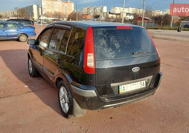 Черный Форд Фьюжн, объемом двигателя 1.6 л и пробегом 318 тыс. км за 4200 $, фото 4 на Automoto.ua