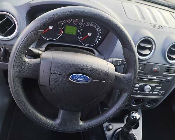 Чорний Форд Фьюжен, об'ємом двигуна 1.4 л та пробігом 240 тис. км за 5900 $, фото 18 на Automoto.ua