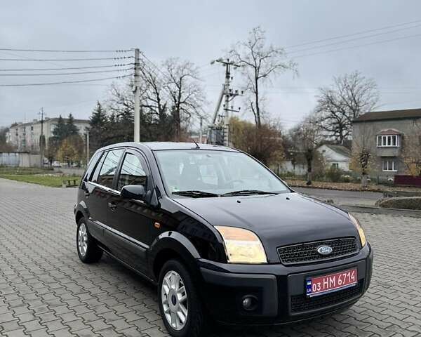 Чорний Форд Фьюжен, об'ємом двигуна 1.4 л та пробігом 134 тис. км за 5600 $, фото 5 на Automoto.ua