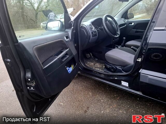 Черный Форд Фьюжн, объемом двигателя 1.4 л и пробегом 218 тыс. км за 5000 $, фото 4 на Automoto.ua