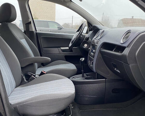 Черный Форд Фьюжн, объемом двигателя 1.6 л и пробегом 193 тыс. км за 6900 $, фото 41 на Automoto.ua