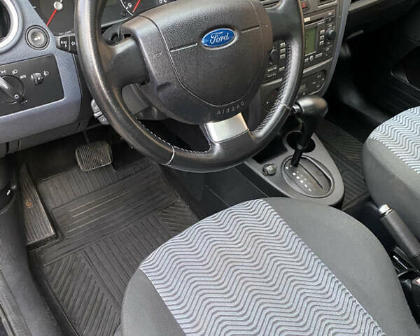 Черный Форд Фьюжн, объемом двигателя 1.6 л и пробегом 160 тыс. км за 7400 $, фото 23 на Automoto.ua