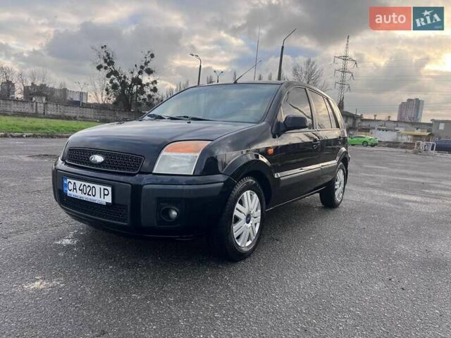 Черный Форд Фьюжн, объемом двигателя 1.6 л и пробегом 215 тыс. км за 4499 $, фото 4 на Automoto.ua