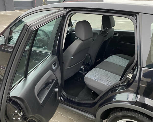 Черный Форд Фьюжн, объемом двигателя 1.6 л и пробегом 193 тыс. км за 6900 $, фото 30 на Automoto.ua