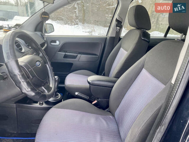 Чорний Форд Фьюжен, об'ємом двигуна 1.4 л та пробігом 193 тис. км за 4350 $, фото 15 на Automoto.ua