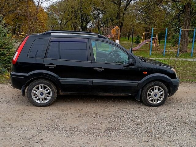 Чорний Форд Фьюжен, об'ємом двигуна 1.4 л та пробігом 260 тис. км за 4300 $, фото 4 на Automoto.ua