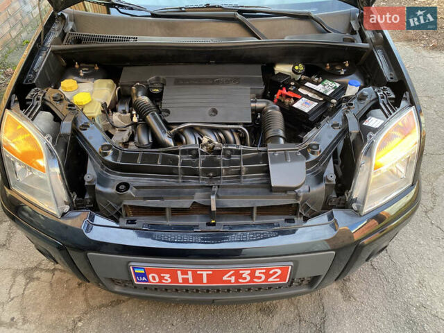 Черный Форд Фьюжн, объемом двигателя 1.6 л и пробегом 160 тыс. км за 7400 $, фото 8 на Automoto.ua