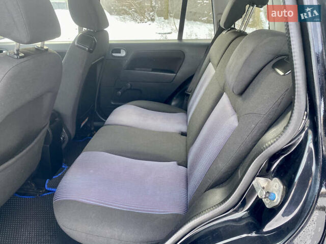 Чорний Форд Фьюжен, об'ємом двигуна 1.4 л та пробігом 193 тис. км за 4350 $, фото 18 на Automoto.ua