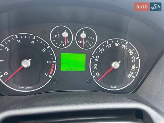 Черный Форд Фьюжн, объемом двигателя 1.6 л и пробегом 215 тыс. км за 4499 $, фото 17 на Automoto.ua