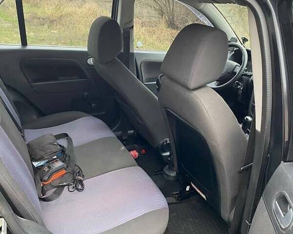 Чорний Форд Фьюжен, об'ємом двигуна 1.4 л та пробігом 101 тис. км за 4350 $, фото 4 на Automoto.ua