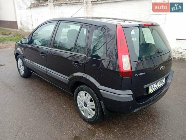 Черный Форд Фьюжн, объемом двигателя 1.6 л и пробегом 180 тыс. км за 4550 $, фото 7 на Automoto.ua