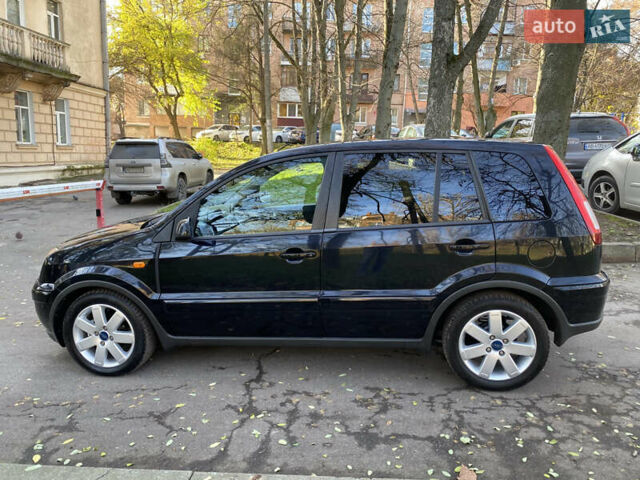 Черный Форд Фьюжн, объемом двигателя 1.6 л и пробегом 160 тыс. км за 7400 $, фото 4 на Automoto.ua