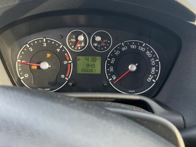 Черный Форд Фьюжн, объемом двигателя 1.4 л и пробегом 267 тыс. км за 4000 $, фото 7 на Automoto.ua