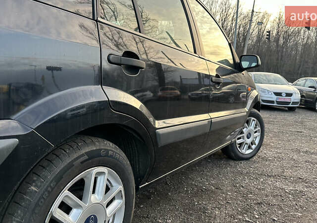 Чорний Форд Фьюжен, об'ємом двигуна 1.4 л та пробігом 193 тис. км за 4800 $, фото 7 на Automoto.ua