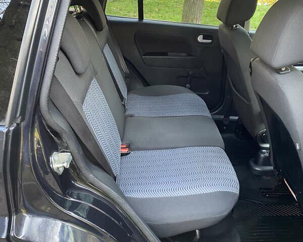 Черный Форд Фьюжн, объемом двигателя 1.6 л и пробегом 160 тыс. км за 7400 $, фото 16 на Automoto.ua